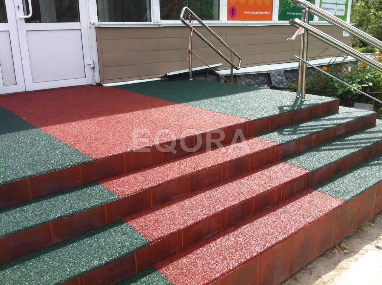 Резиновое покрытие на травмоопасные участки из резиновой крошки в Красноселькупе